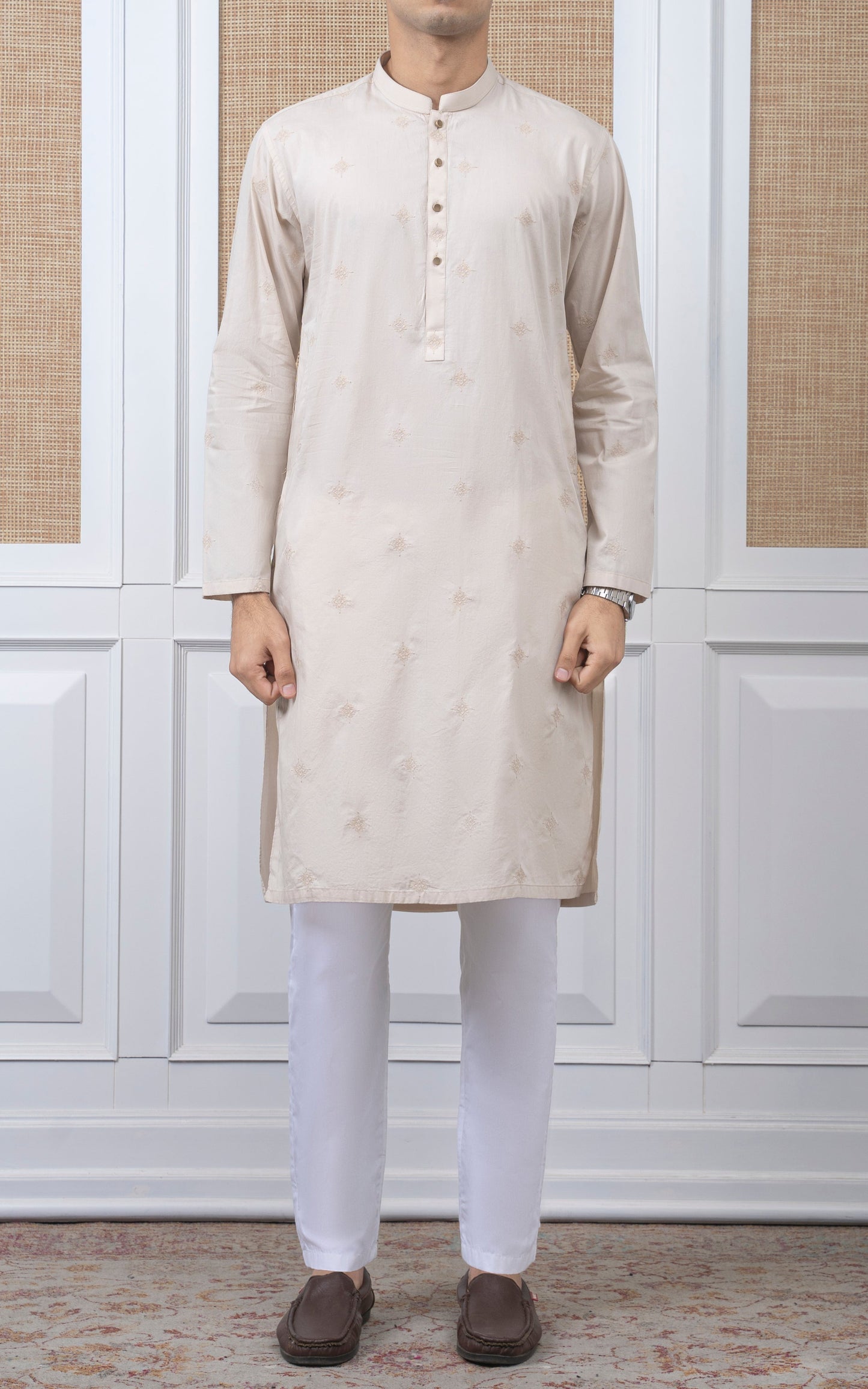 SPRAY EMBROIDERED KURTA- SIGNATURE COLLECTION IVORY