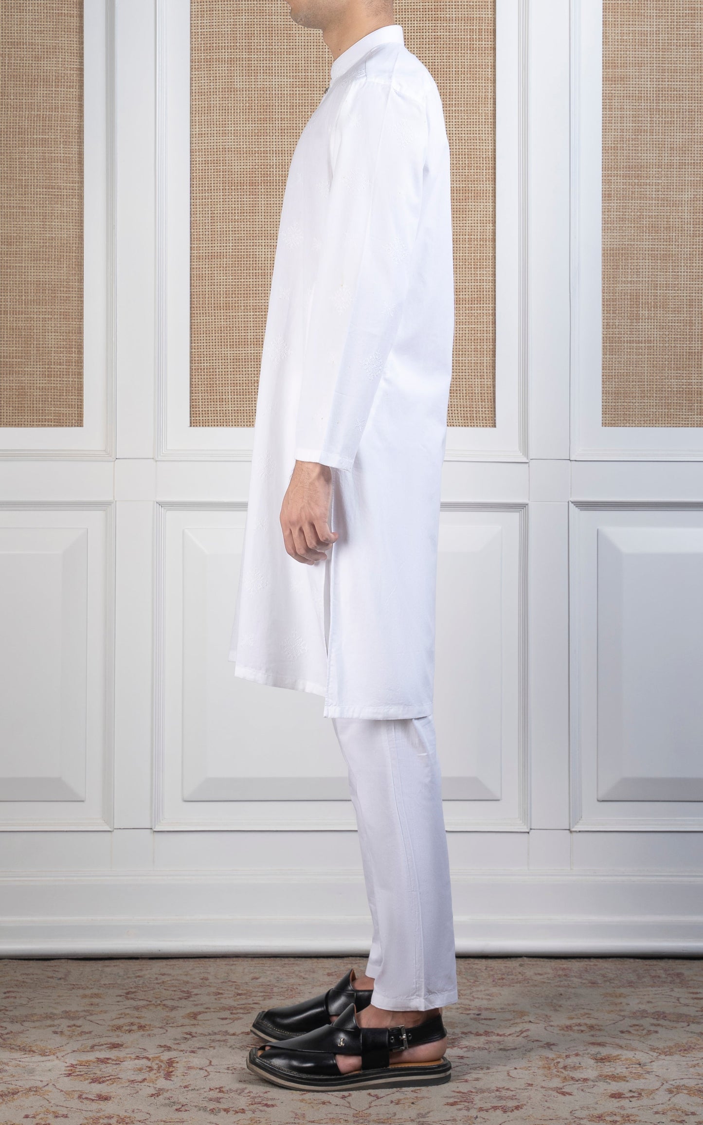 SPRAY EMBROIDERED KURTA- SIGNATURE COLLECTION WHITE